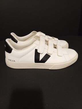 VEJA White Leather Velcro Sneakers with Black V Mens Size 12